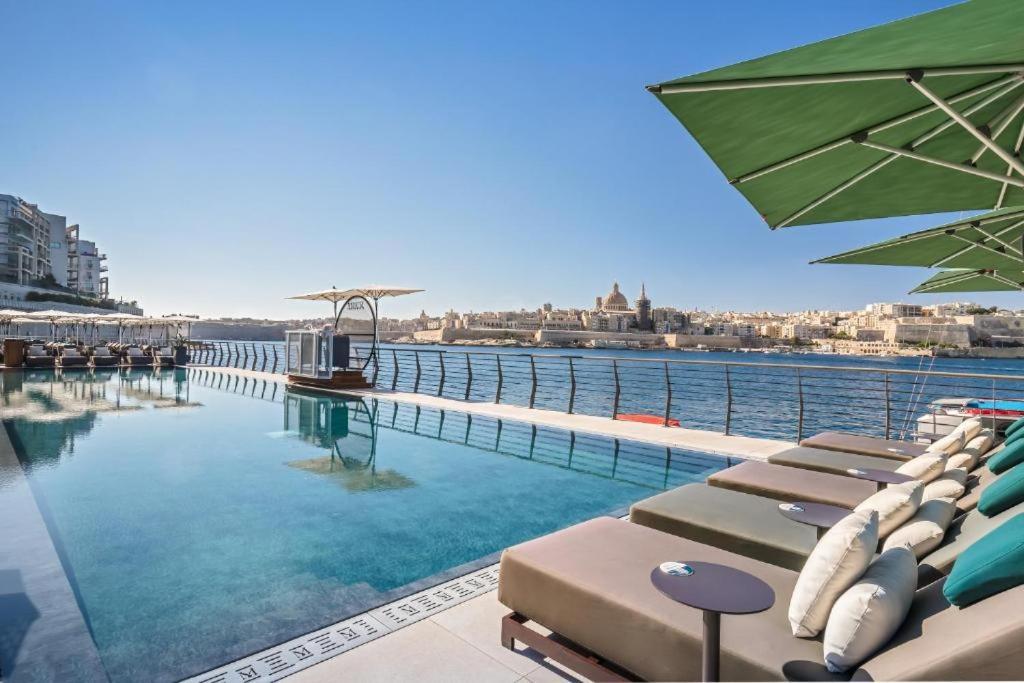 Bright 2 Bedroom Flat In Sliema! Exteriör bild